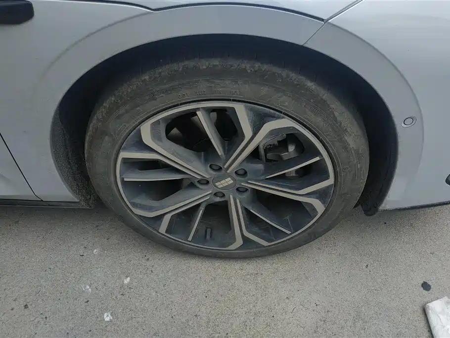 Geely Galaxy Galaxy E8 E8 2025 700km Smart Drive