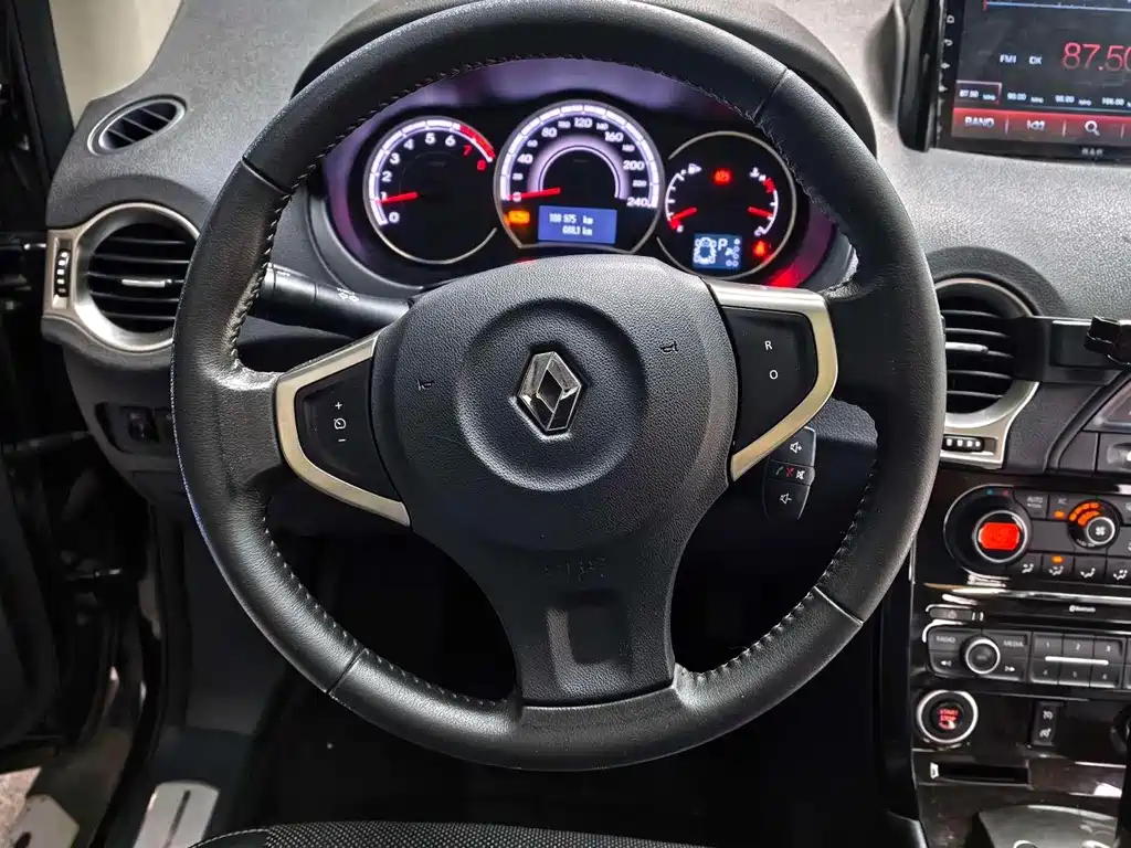 Renault Koleos (Import) — миниатюра 6