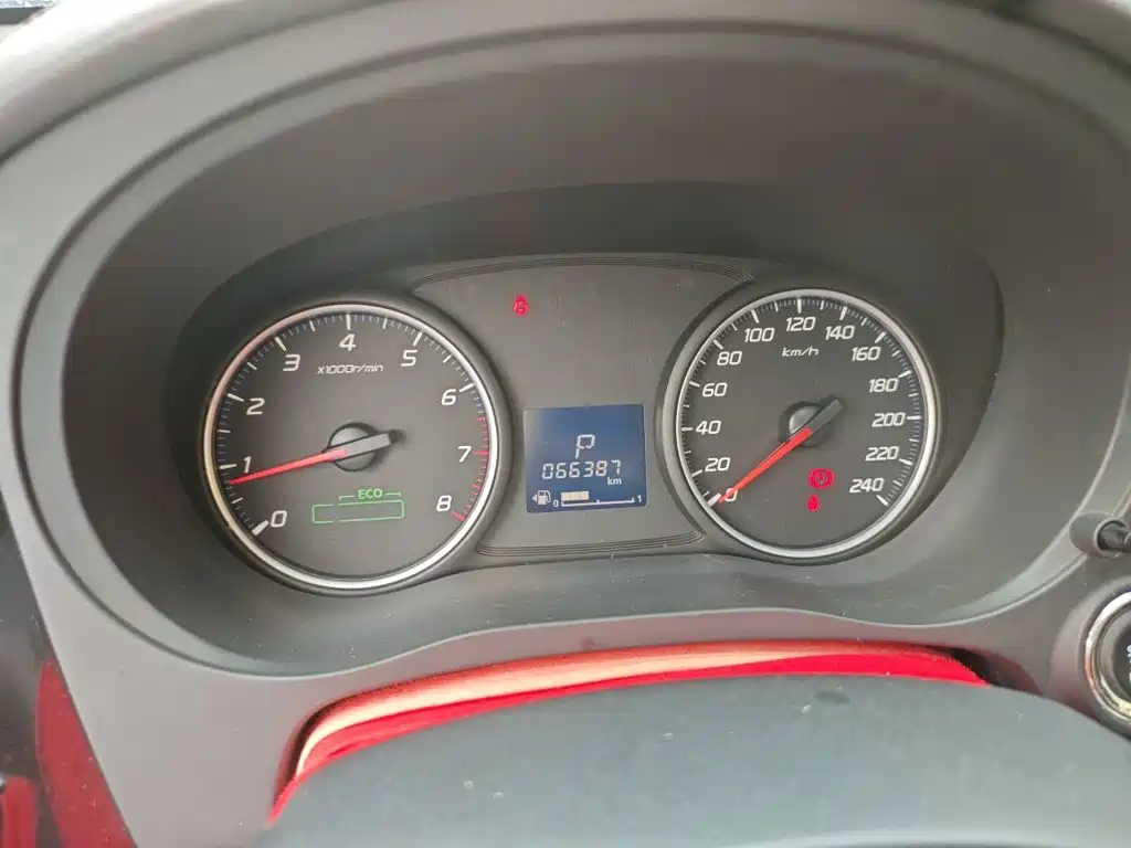 Mitsubishi Outlander — миниатюра 7
