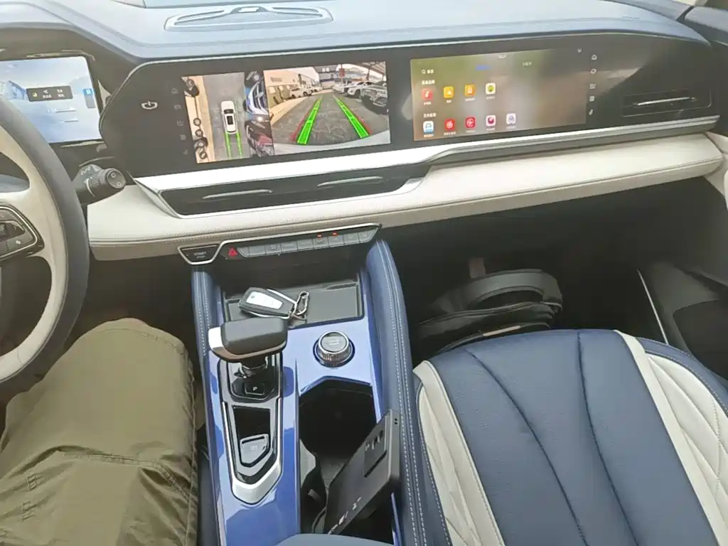 Geely Xingyue L — миниатюра 14