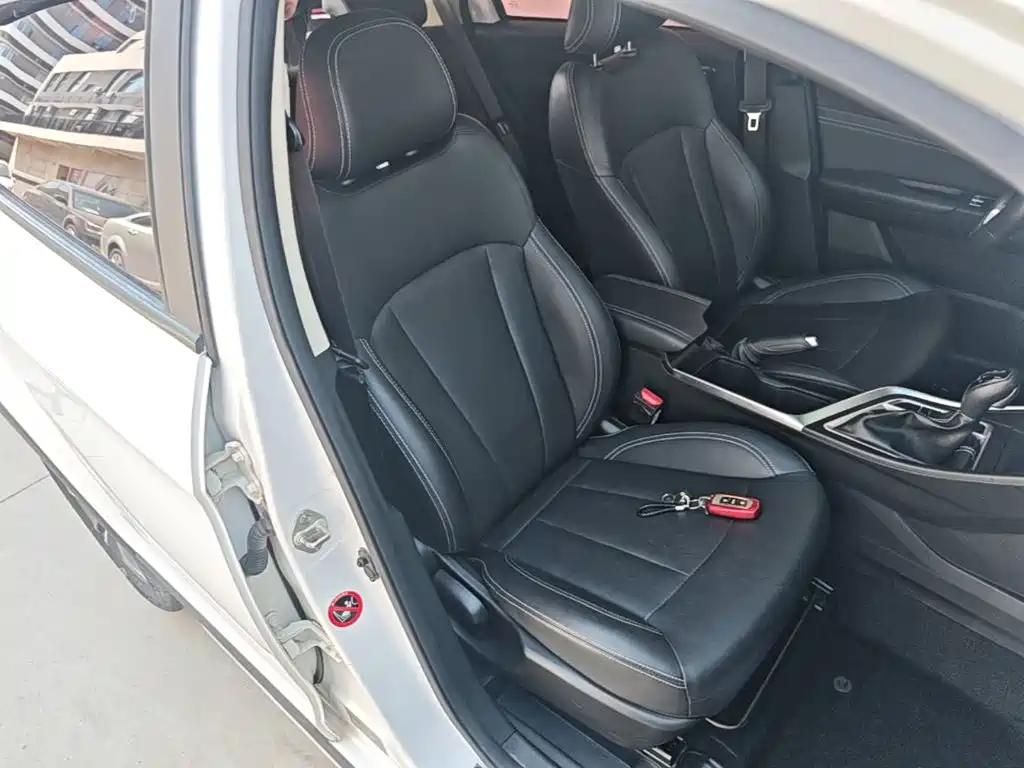 Geely Vision X3 — миниатюра 25
