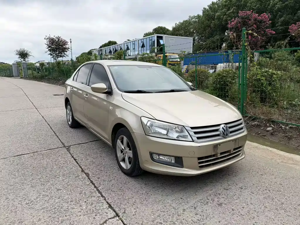 Volkswagen Santana — миниатюра 3