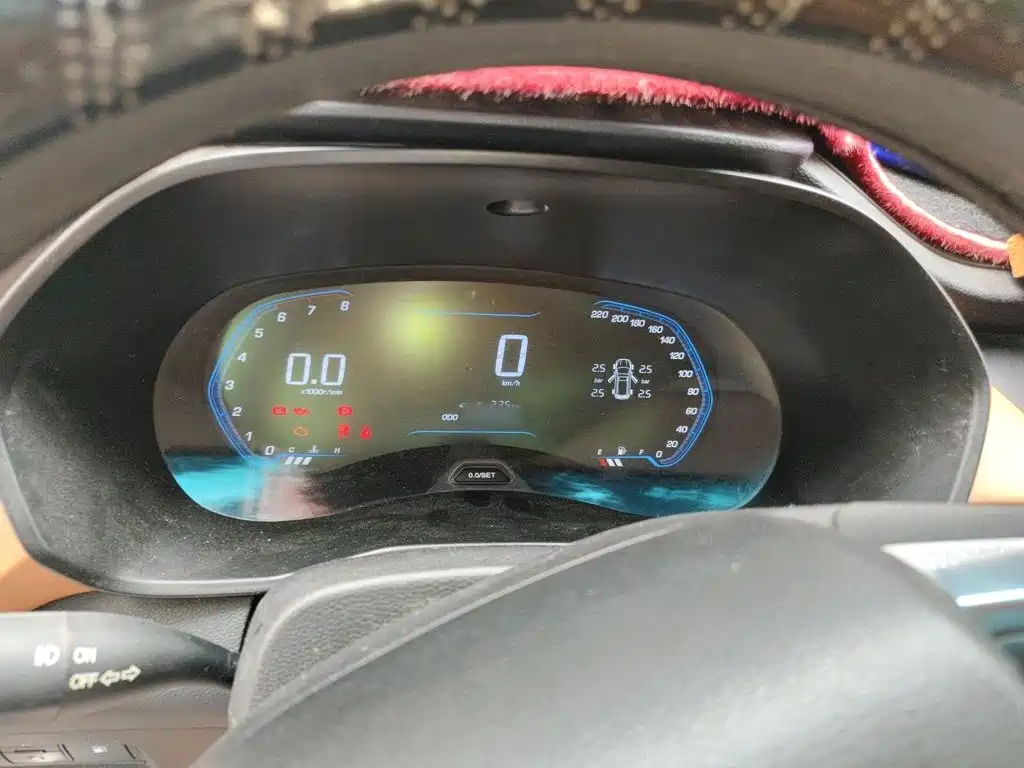 Wuling Hongguang S3 — миниатюра 4