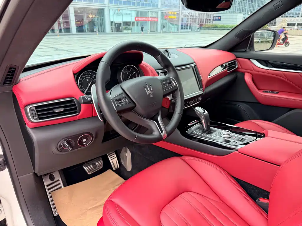 Maserati Levante — миниатюра 11