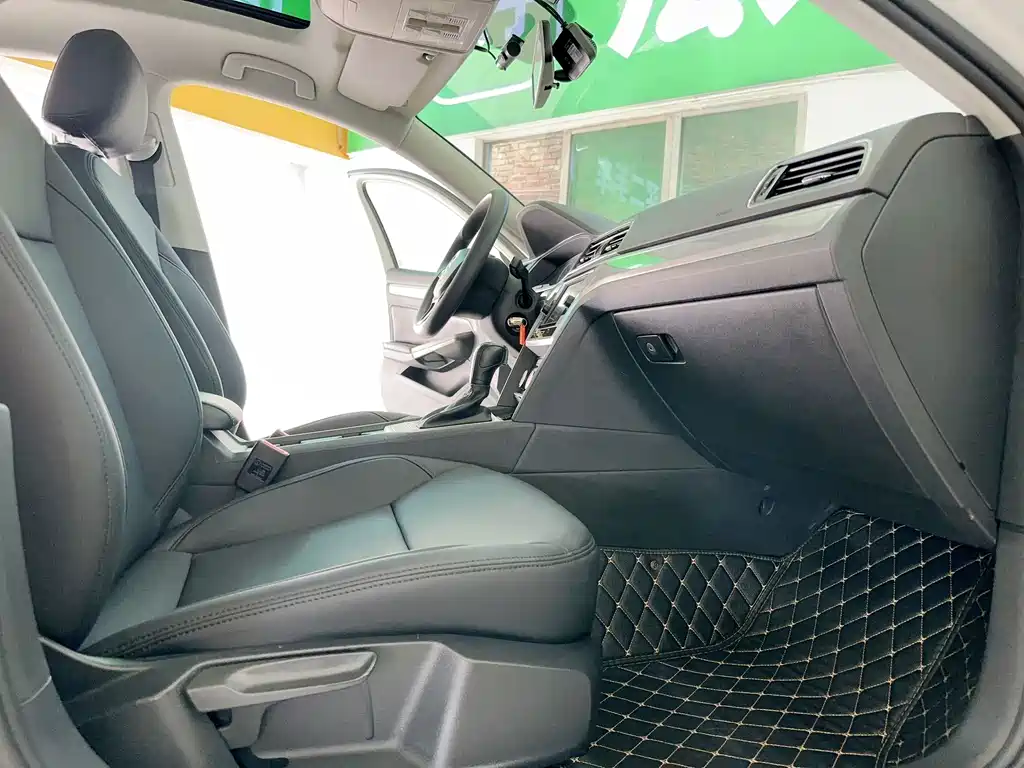 Volkswagen Lamando — миниатюра 4