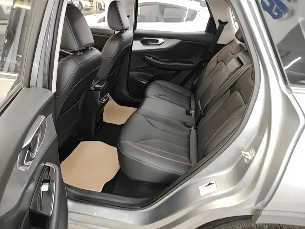 BAIC X7 — миниатюра 17