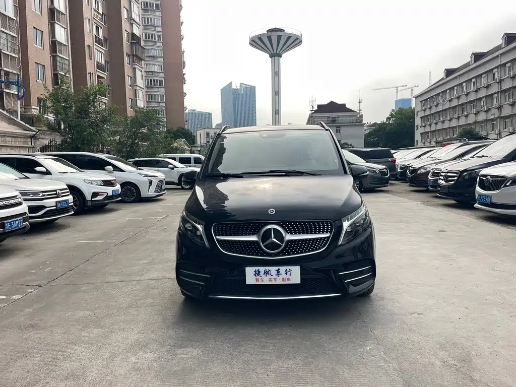 Mercedes-Benz V-Class V 2022 V 260 L Luxury