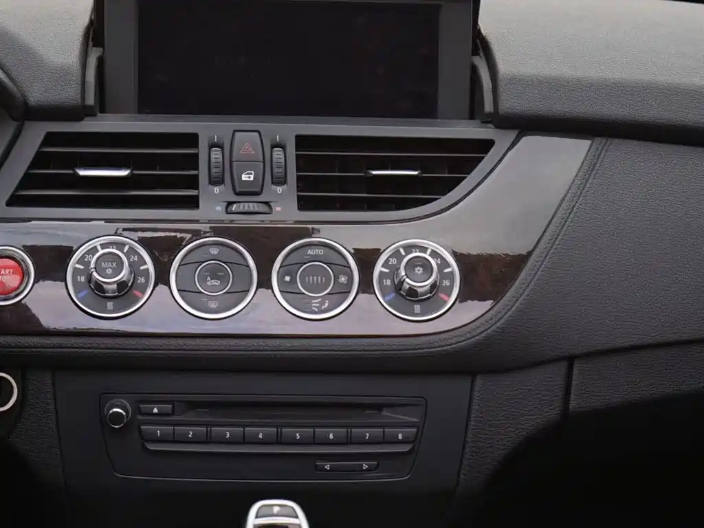 BMW Z4 2010 sDrive35i Luxury