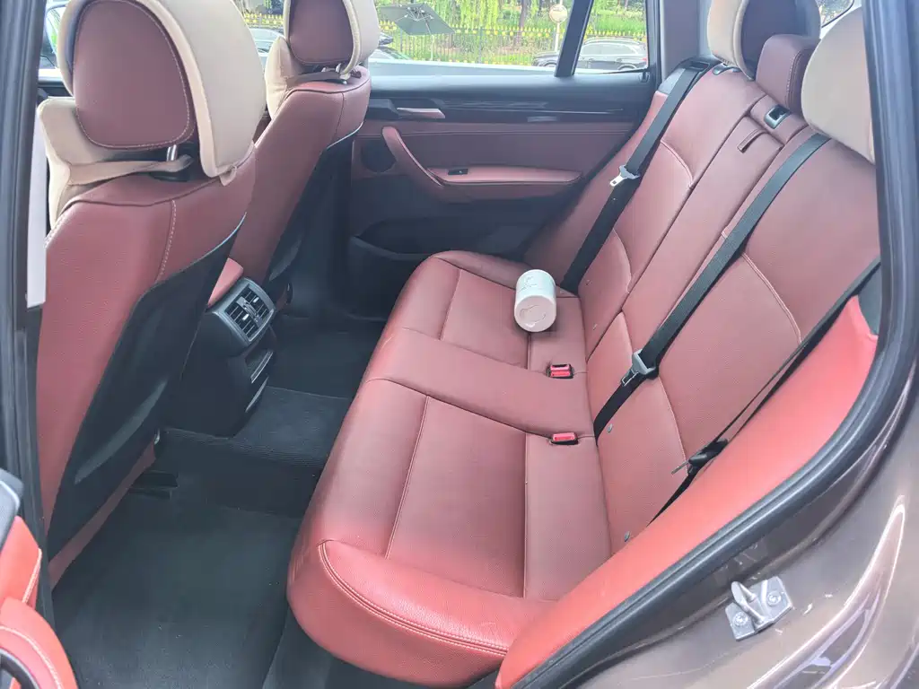 BMW X3 (Import) — миниатюра 6