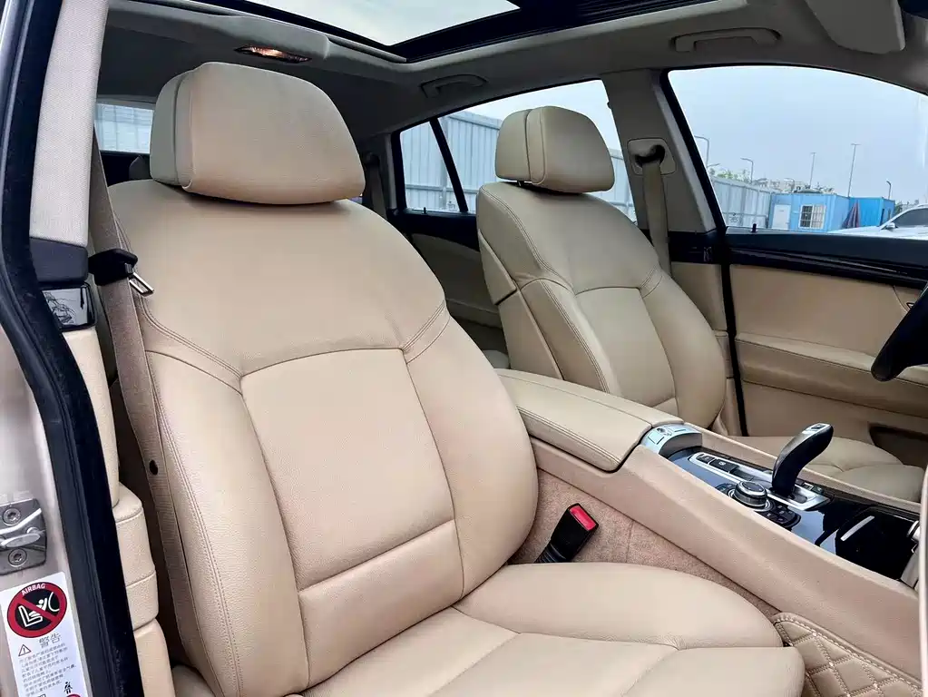 BMW 5 Series GT — миниатюра 17