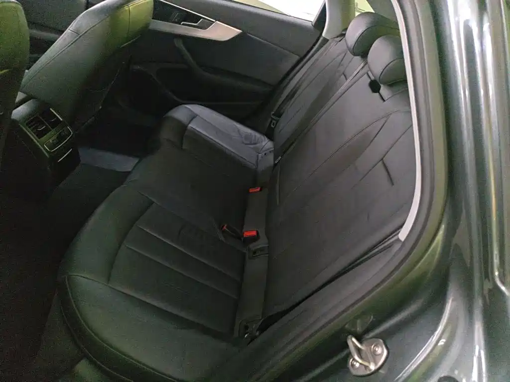 Audi A4L — миниатюра 17