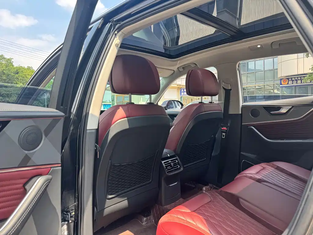 Hongqi Hongqi HS5 — миниатюра 15