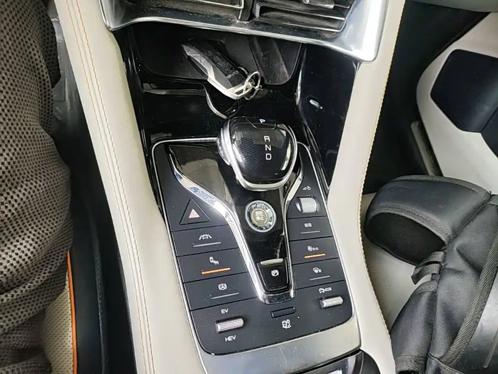 BYD PLUS New Energy — миниатюра 14
