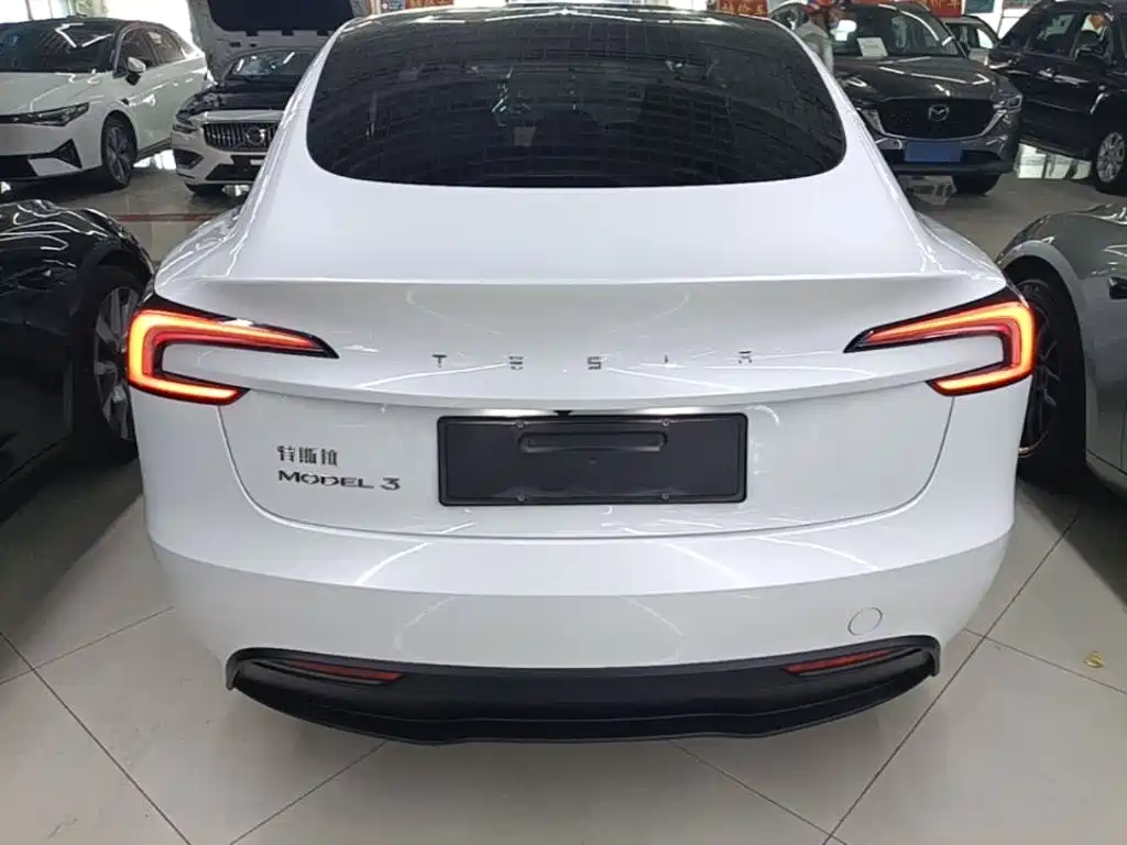 Tesla Model 3 — фотографии объявления, Фото 7