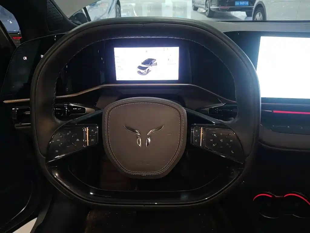 Hongqi Hongqi EH7 — миниатюра 11