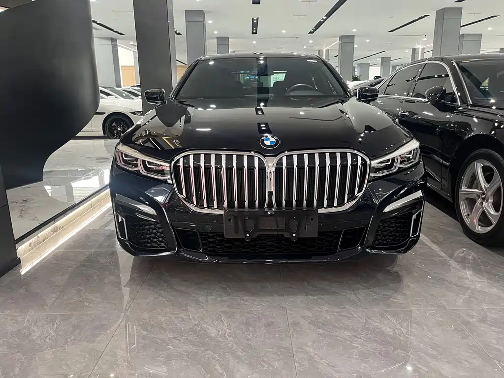 BMW 7 Series 7 2021 730Li M Sport