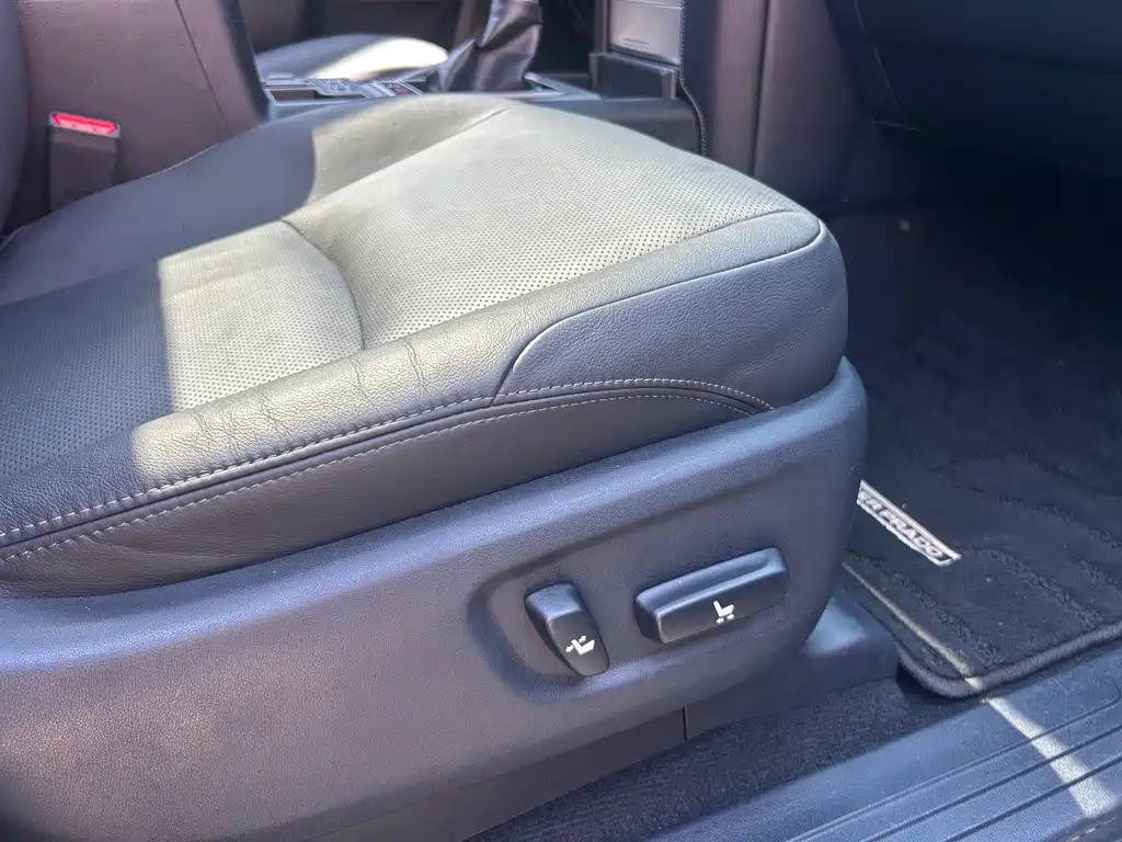 Toyota Prado — миниатюра 23