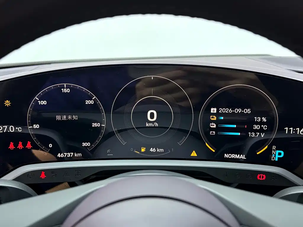 Porsche Taycan — миниатюра 15