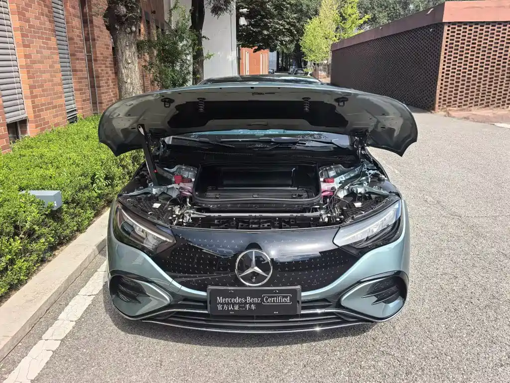 Mercedes-Benz EQE — миниатюра 9