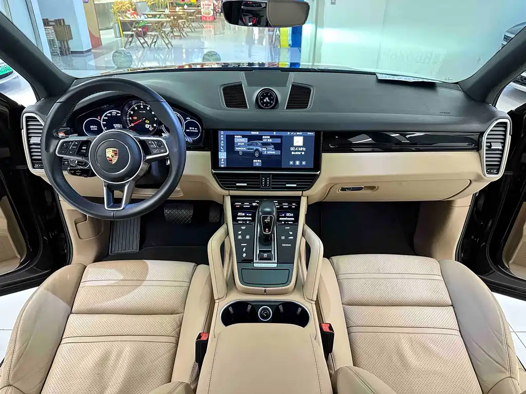 Porsche Cayenne — миниатюра 21