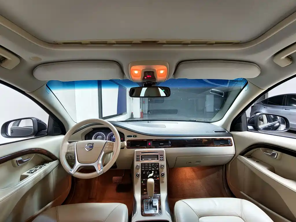 Volvo S80L — миниатюра 4