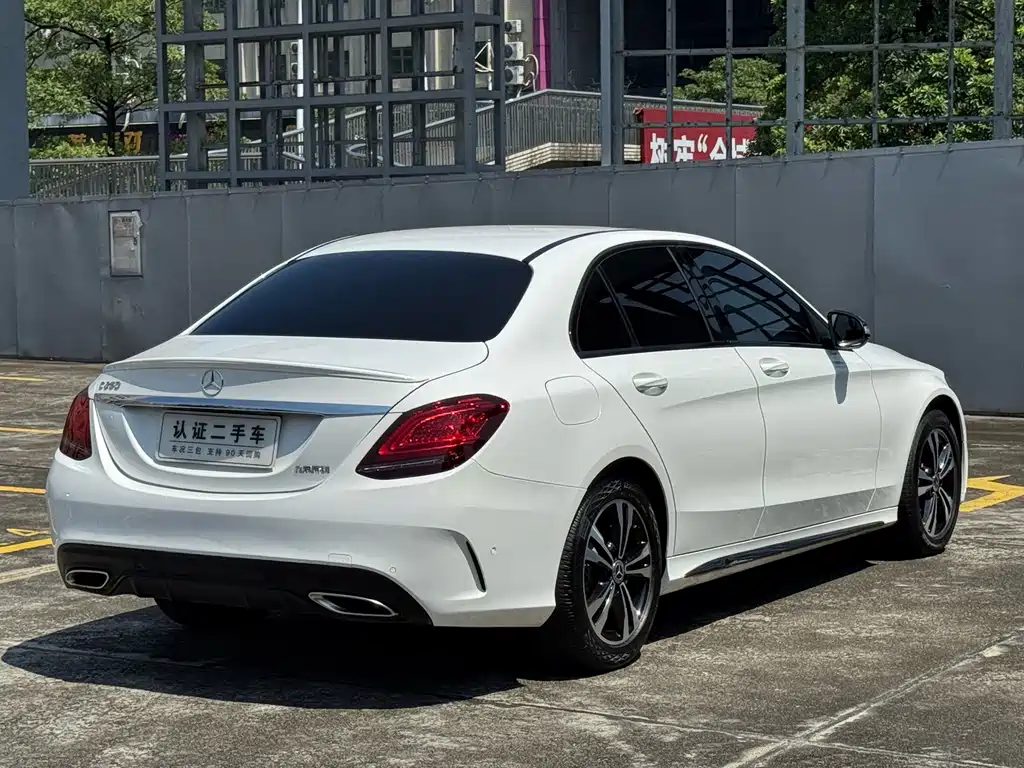Mercedes-Benz C-Class — миниатюра 9