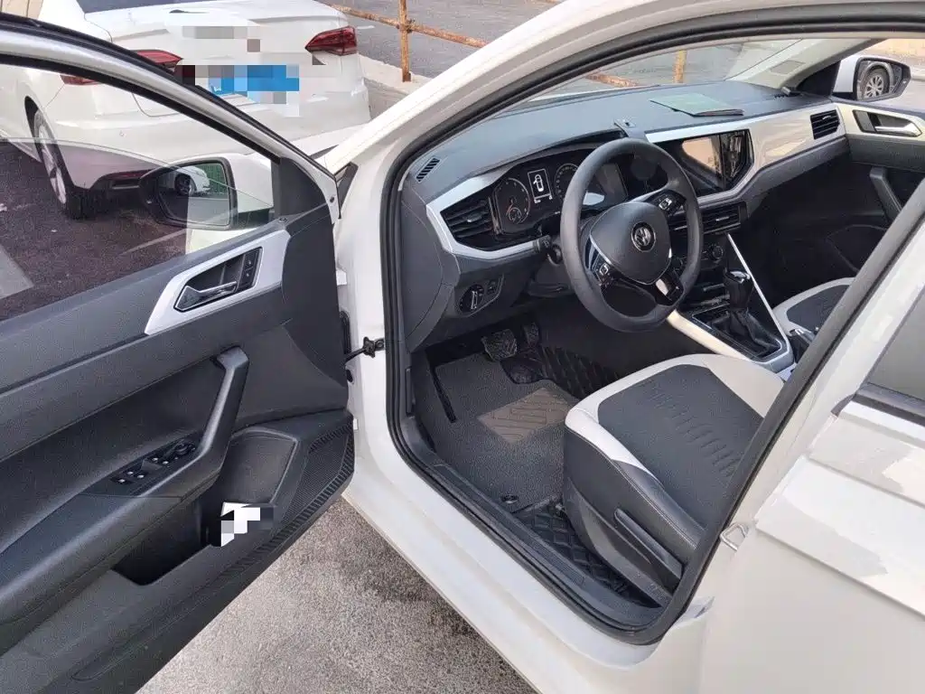 Volkswagen Polo — миниатюра 12