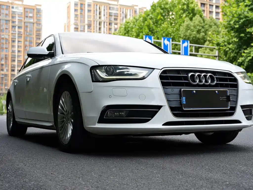 Audi A4L 2015 35 TFSI AT Comfort