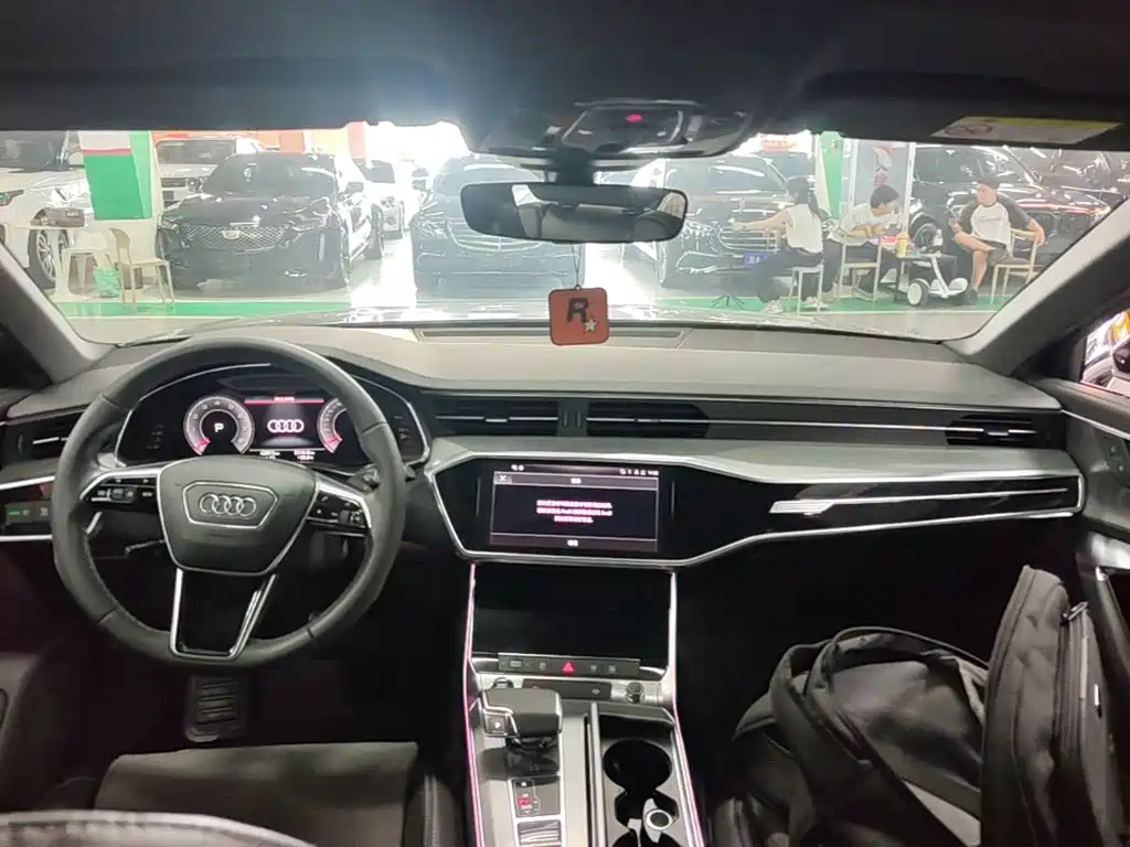 Audi A6L 2021 40 TFSI Luxury
