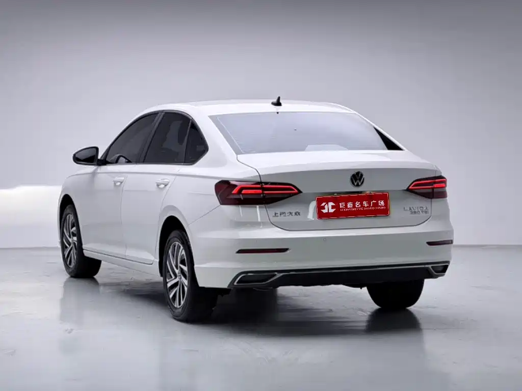 Volkswagen Lavida — миниатюра 6