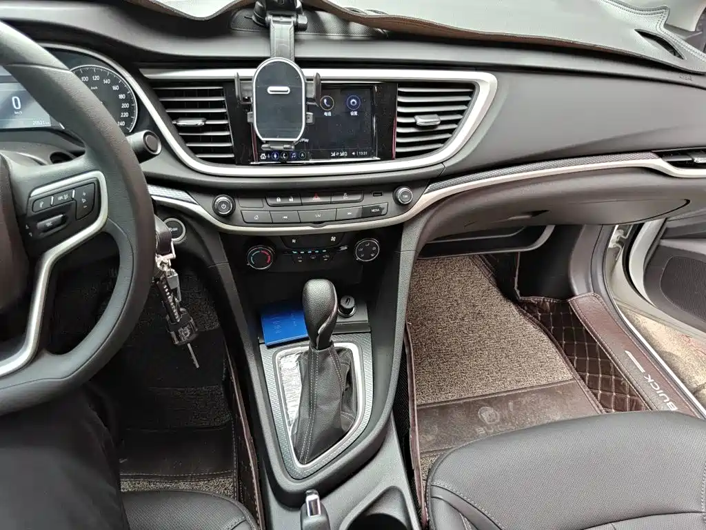 Buick Excelle — миниатюра 6