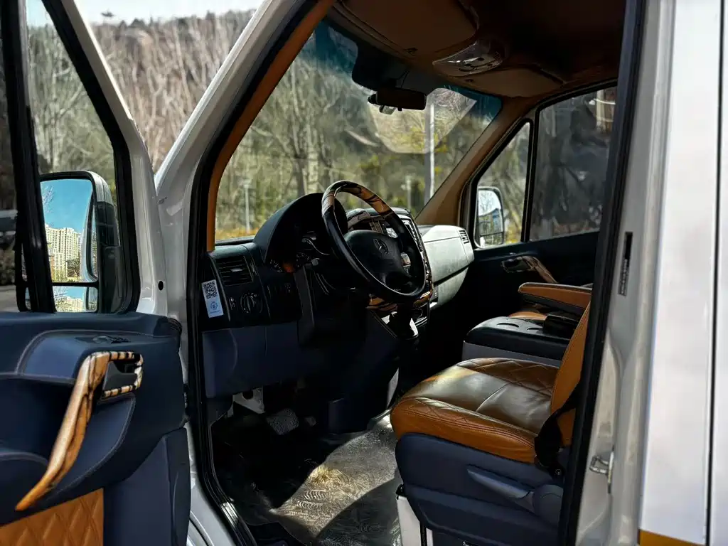 Mercedes-Benz Sprinter — миниатюра 10