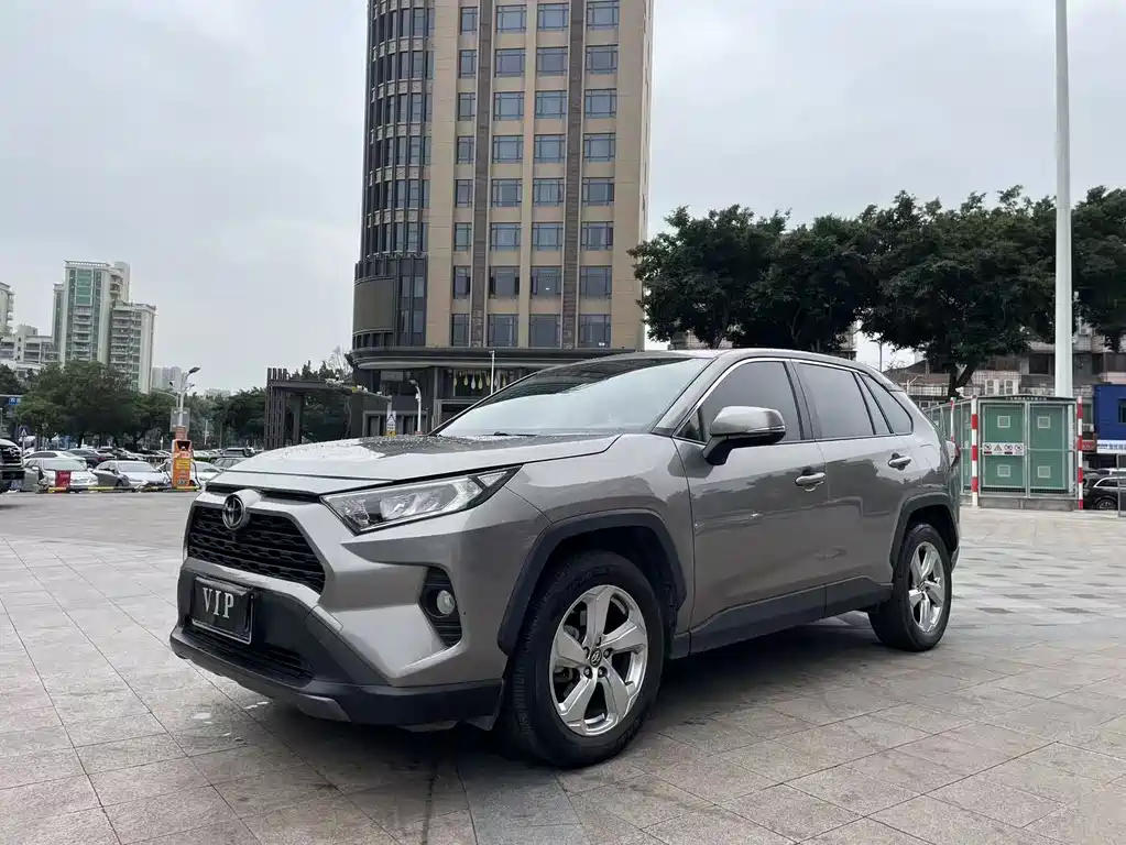 TOYOTA RAV4 RONGFANG