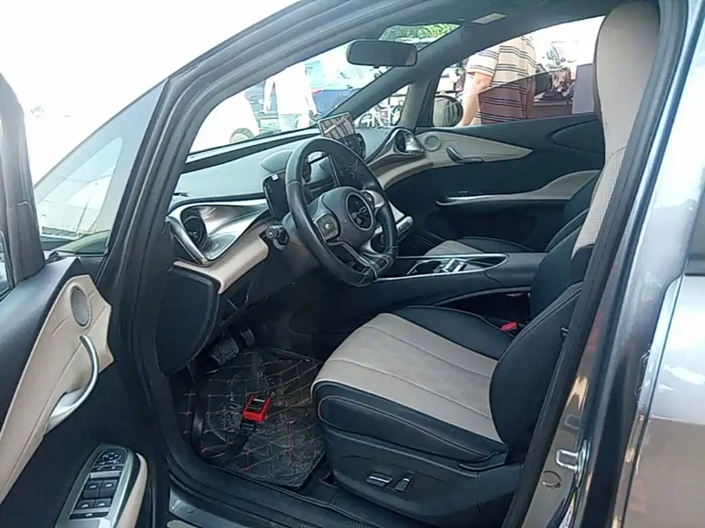 BYD Dolphin — миниатюра 16
