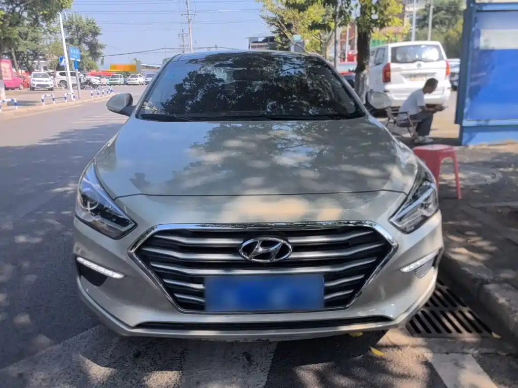 Hyundai Mistra — миниатюра 3