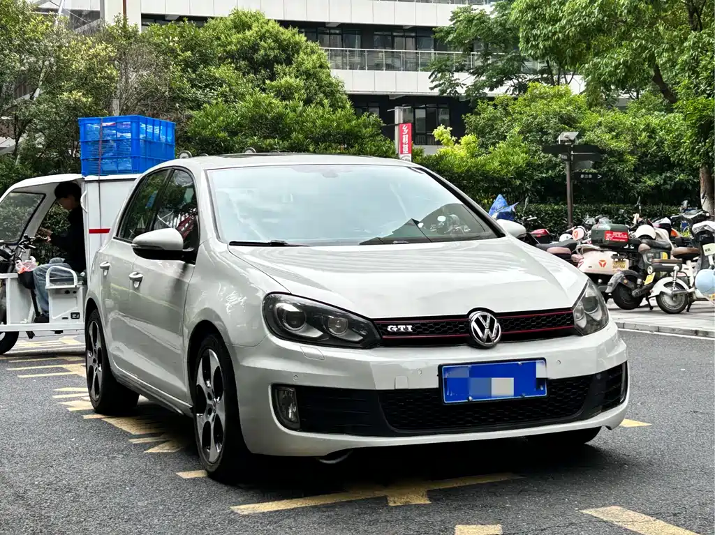 Volkswagen Golf GTI GTI 2012 2.0TSI GTI