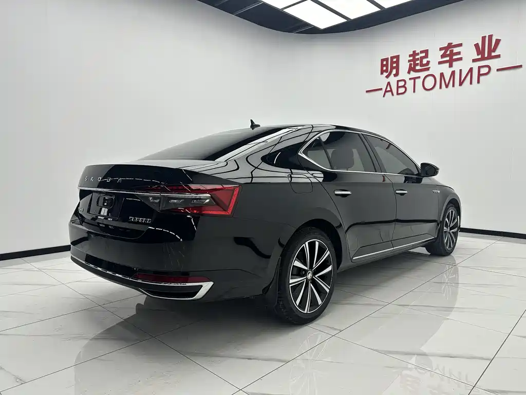 Skoda Superb 2023 TSI280 DSG Premium