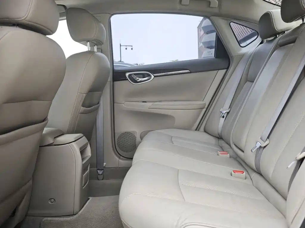 Nissan Sylphy — миниатюра 6