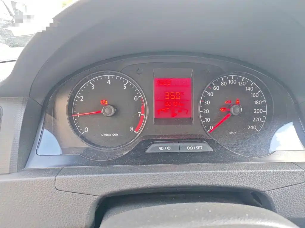 Volkswagen Santana — миниатюра 13