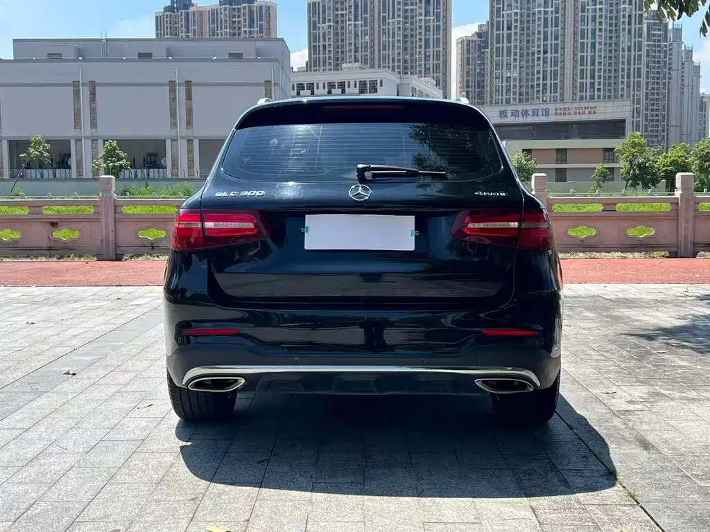 Mercedes-Benz GLC — миниатюра 8