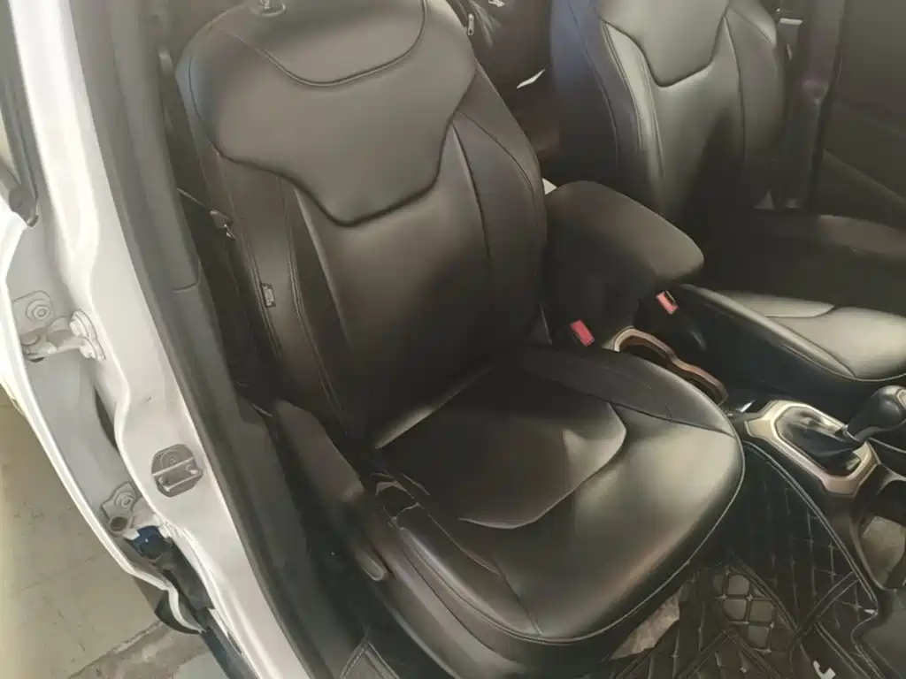 Jeep Renegade — миниатюра 25