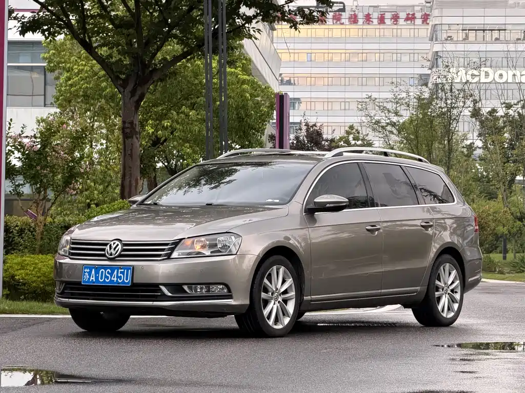 Volkswagen Magotan (Import)