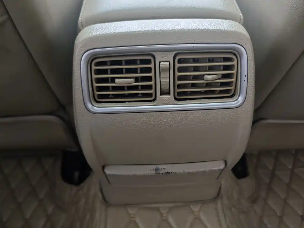 Nissan Teana — миниатюра 18