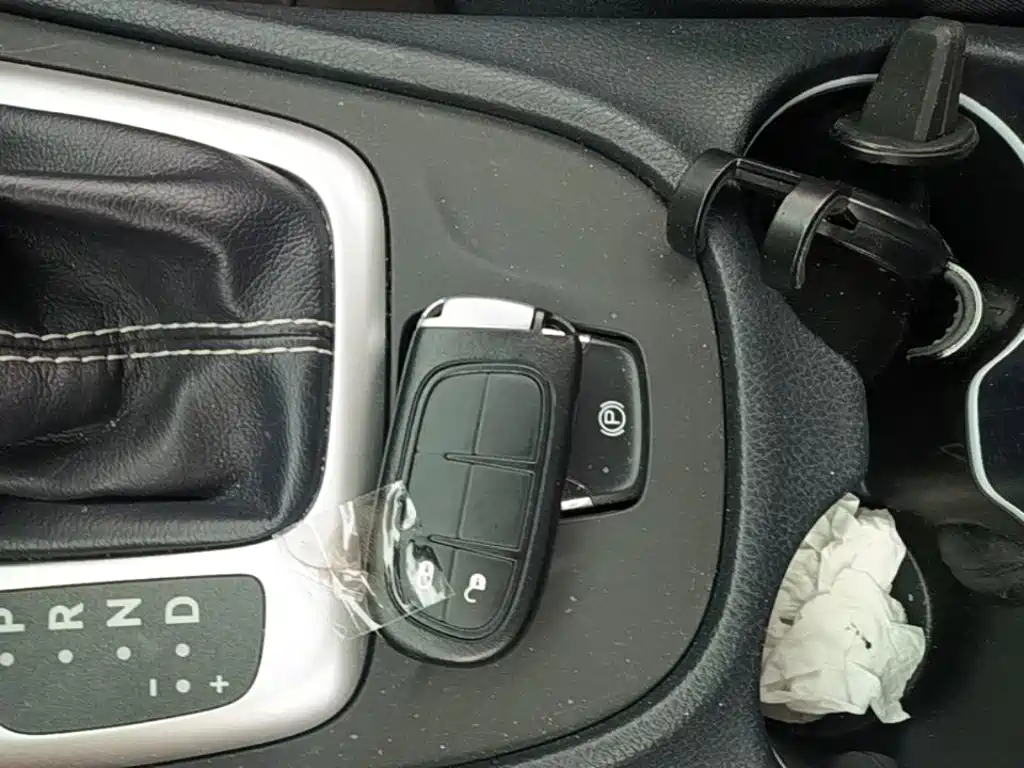 Jeep Cherokee — миниатюра 9