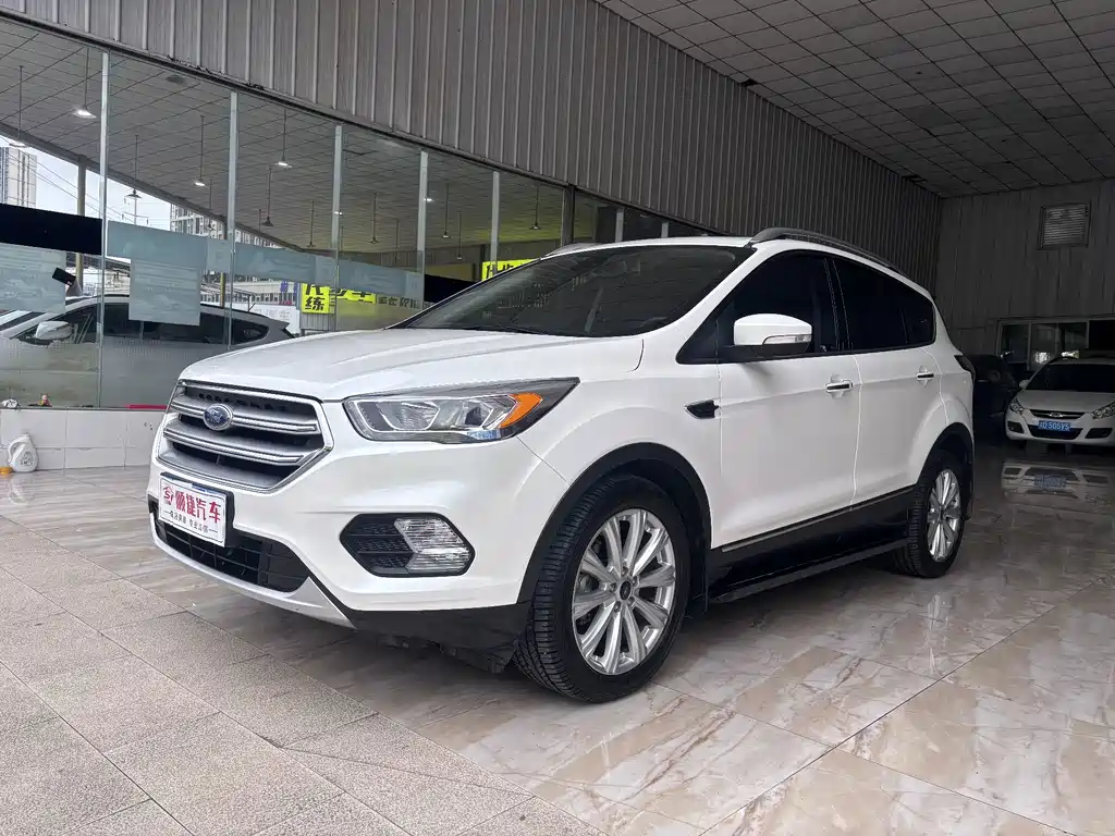 2016 Ford Kuga - zdjęcie 1 z 19