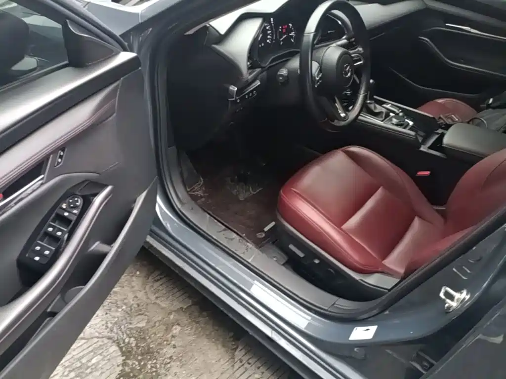 Mazda 3 Axela — миниатюра 12