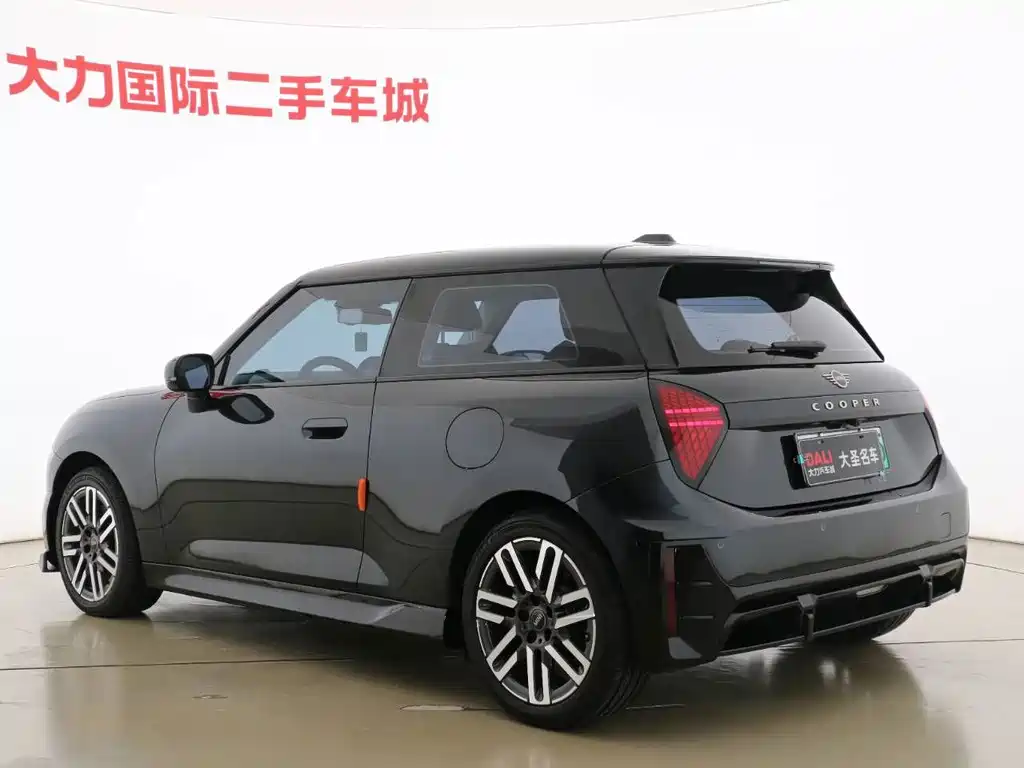 MINI MINI COOPER EV — миниатюра 15
