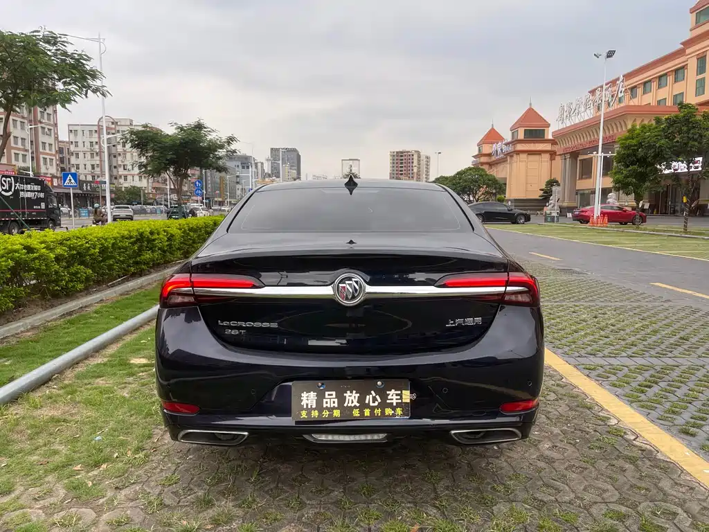 Buick LaCrosse — миниатюра 5