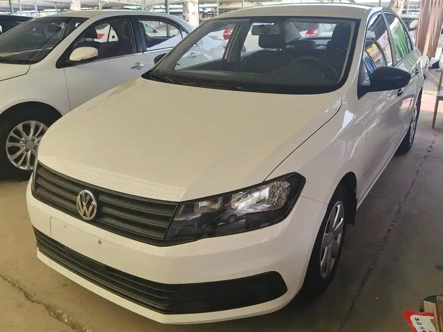 Купить Volkswagen Santana
