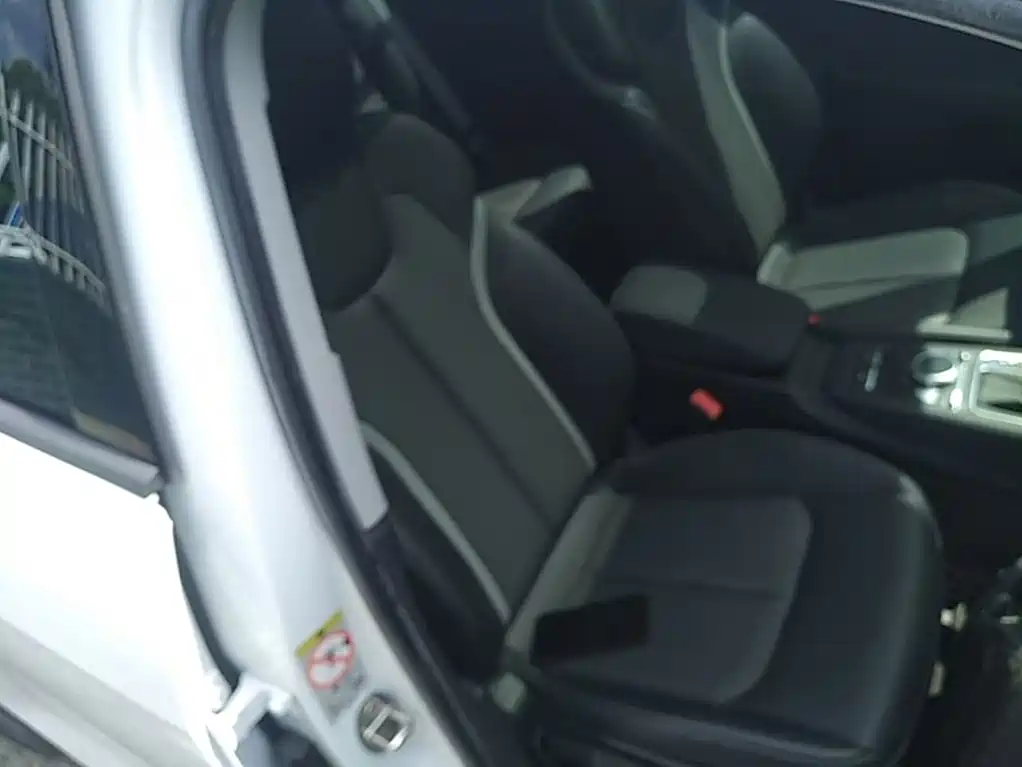 Audi Q2L e-tron — миниатюра 25
